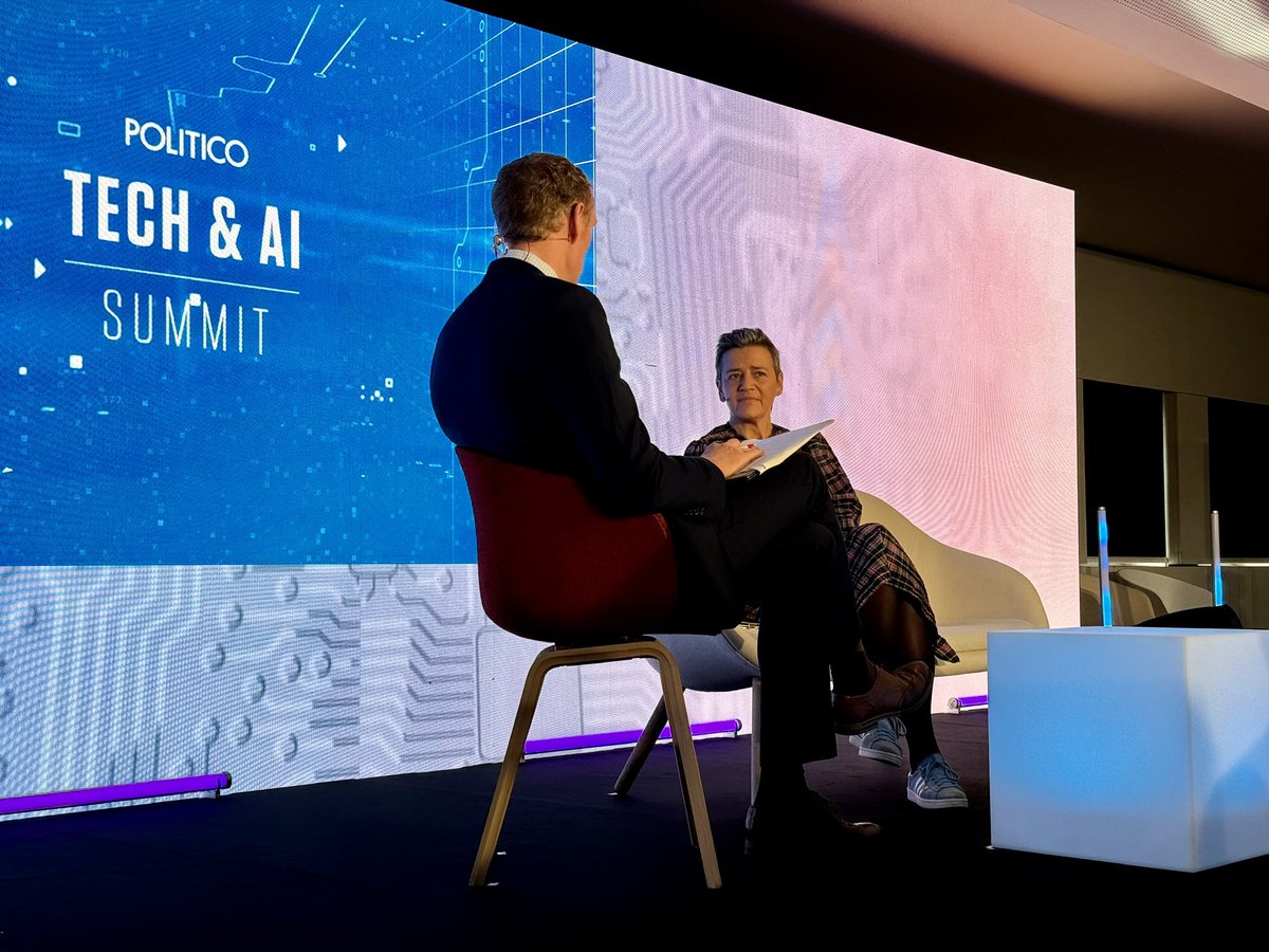 Good advice from @vestager at the @POLITICOEurope #POLITICOTechAI Summit to conclude her interview - put down your phone!