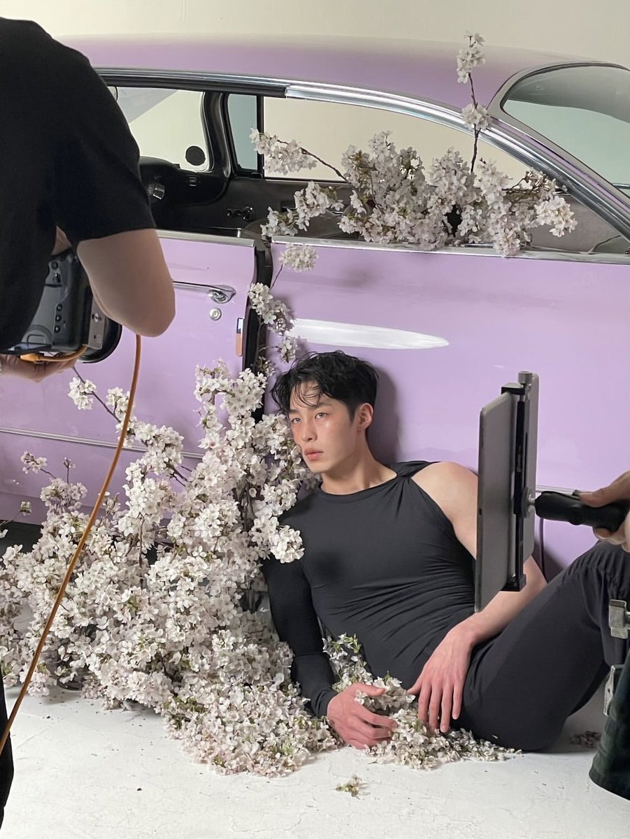 jaewook + flowers = ❀perfect combo❀