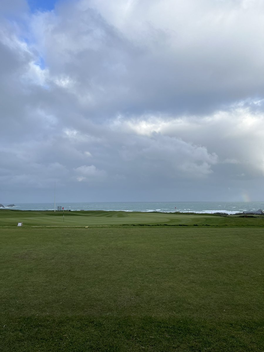 The @PGASWest Cornish Festival is underway in blustery conditions this morning. Good luck to all playing.