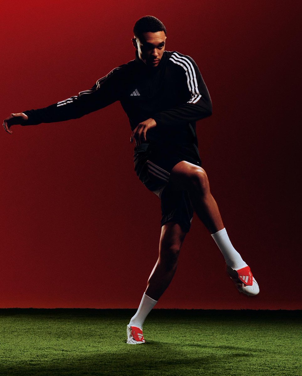 TrentAA's tweet photo. The wait is over 🫡
My adidas Predator Purestrike is out now! @adidasfootball https://t.co/HVESwYDYbk