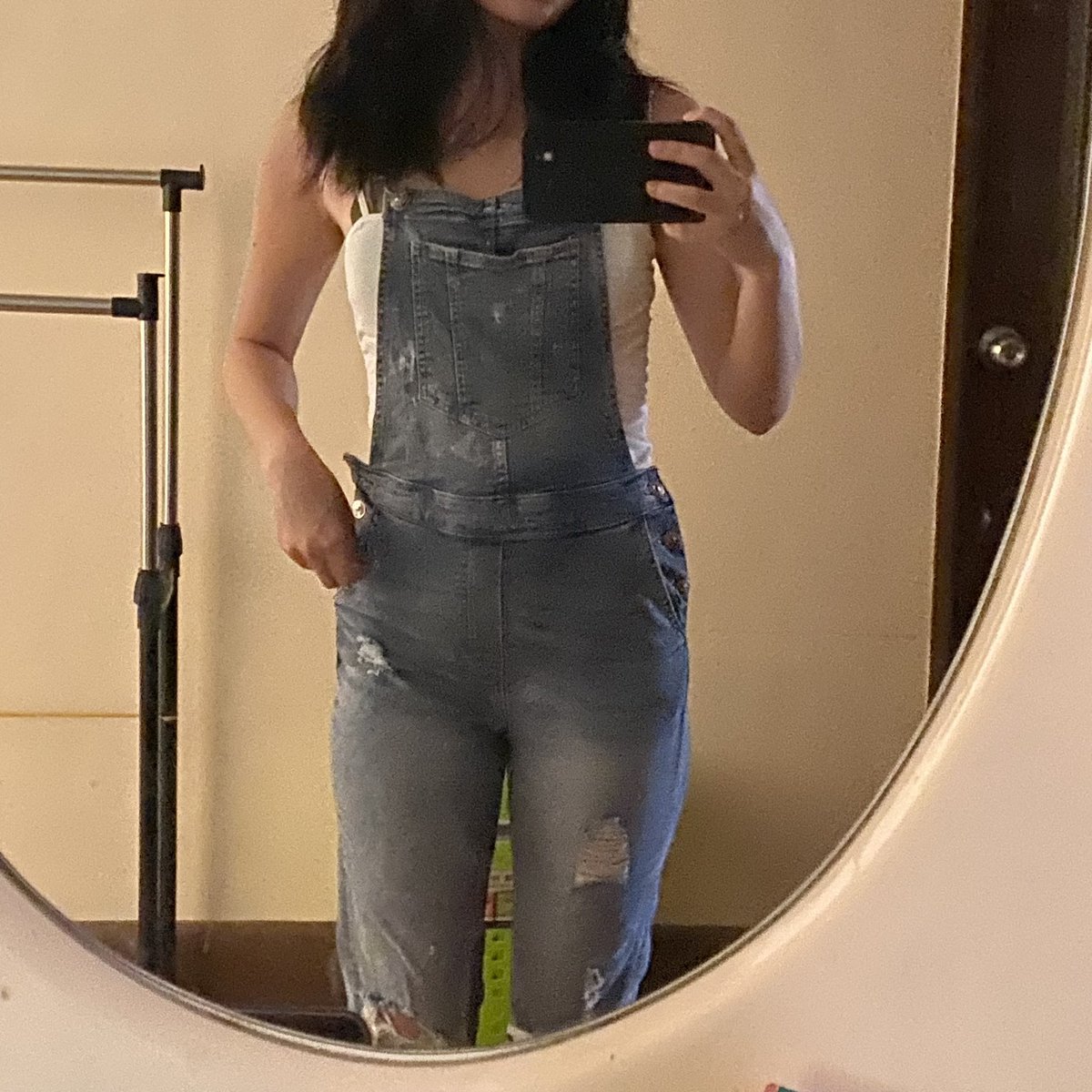 earthtocloo's tweet photo. #closells
wts/lfb.. π·
- pre loved h&m denim jumper pants
- β±100 SET ALREADY (with top)
- rush selling, payo only
comment or dm if interested!
tags wts lfb pre loved clothes h&m denim pants jumper crop top ph https://t.co/DBnlnf9LKQ