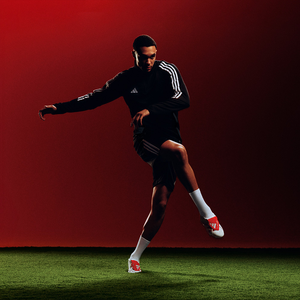 トレント・アレクサンダー＝アーノルド選手初のプレイヤーエディションが登場⬜🟥

4/18(木) 17時発売開始予定で、本日よりご予約受付開始✨

#サッカーショップKAMO では梅田店・原宿店・オンラインストアのみの限定発売！

詳しくはこちら🔽
x.gd/gL0bO

#アディダス
#KAMO