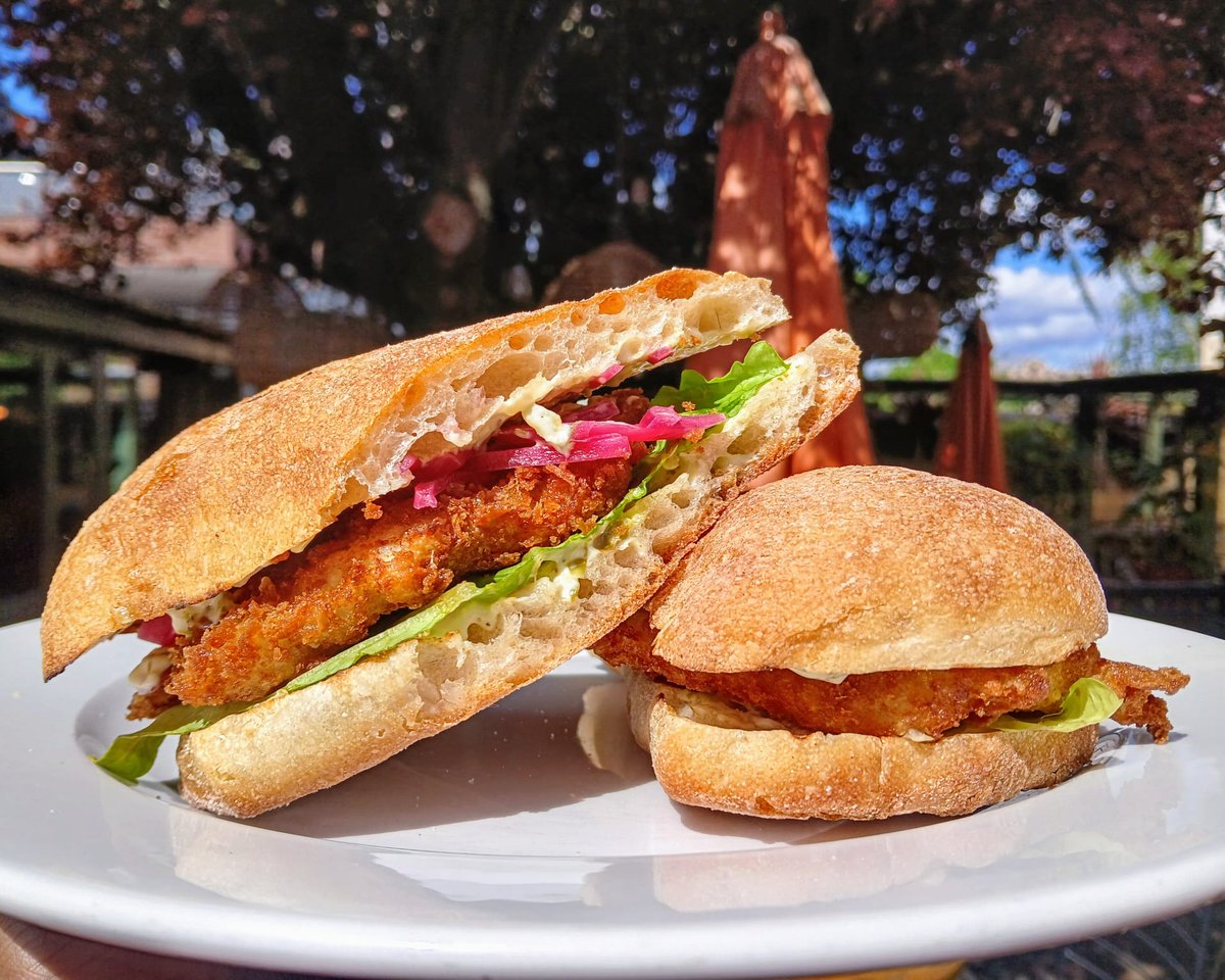 The Maynard Arms tweet media