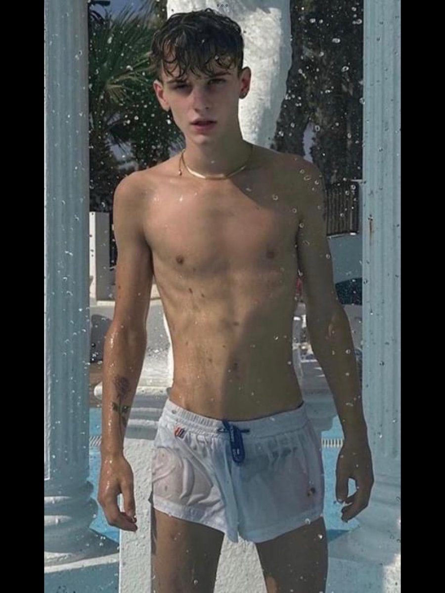 ArnaudLGBT's tweet image. 