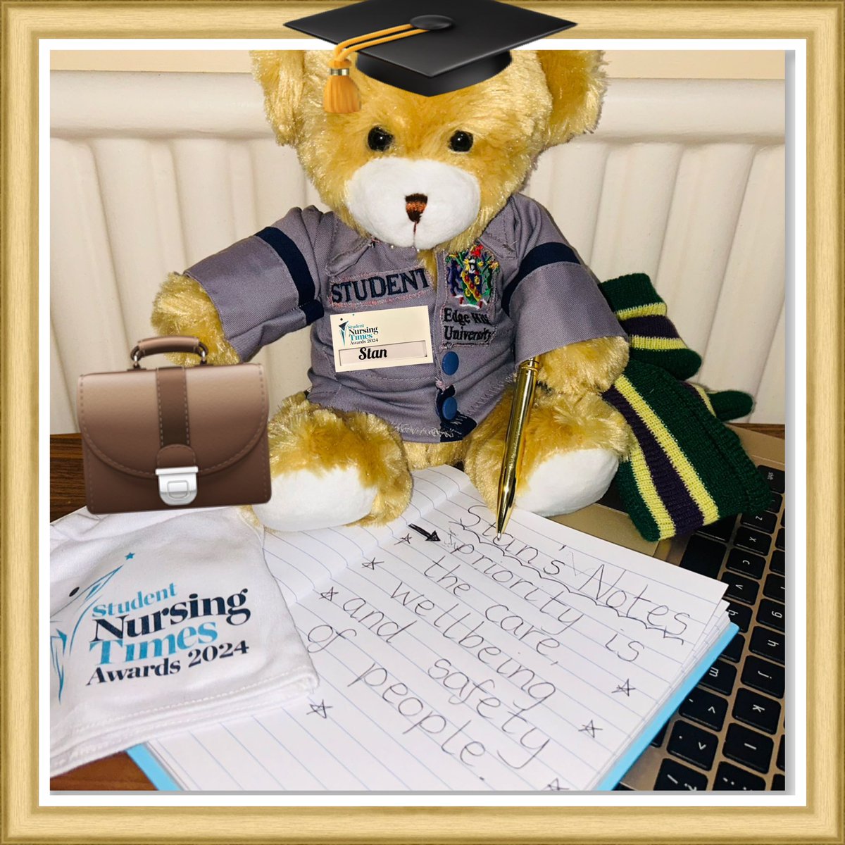 Stan bear is having a dreamy day, thinking of graduation day.Keep working Stan it won’t be long away @NursingTimes #SNTABear