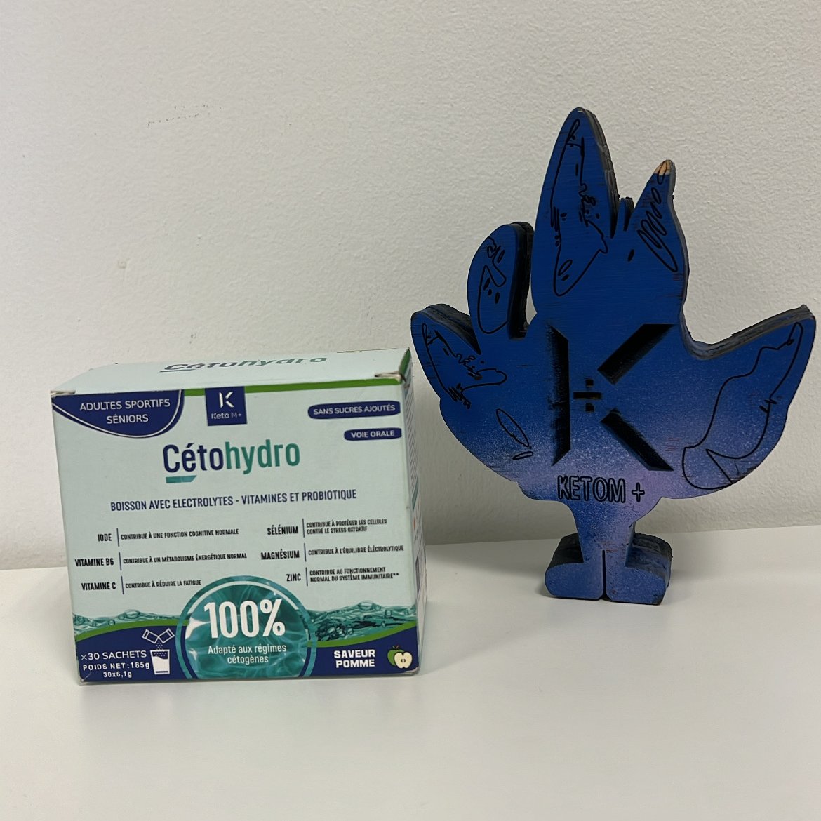 💦Que vous soyez en séance de sport🏃, ou en pleine journée de travail👨‍💻, n’oubliez pas de garder votre Cétohydro à portée de main pour rester énergisé et hydraté toute la journée !⚡️#Sport #Hydratation #KetoMPlus