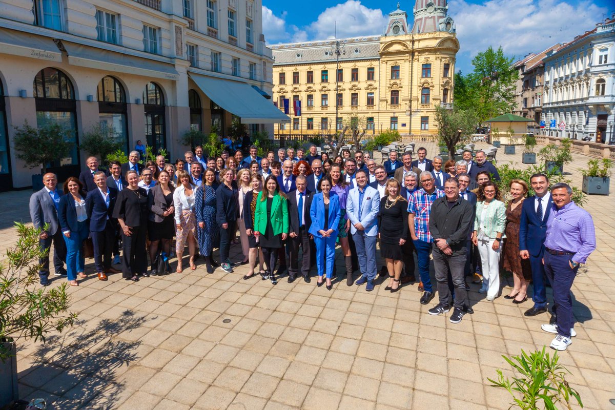 The EFP celebrated last Saturday its general assembly in Zagreb, Croatia, with representatives from its member societies. The key points agreed upon at the meeting will be made public soon at efp.org. 

#EFPerio #periodontology