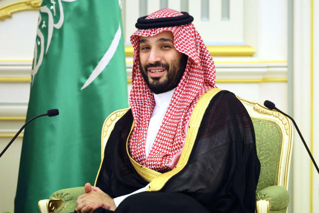 Saudi-Arabien hatte geholfen, #Israel gegen den #Iran zu verteidigen! Viele der Drohnen und Raketen mussten über den jordanischen und saudischen Luftraum fliegen, um Israel zu erreichen. Eine mit der saudischen Königsfamilie verbundene Quelle teilte KAN mit, dass das Land über…