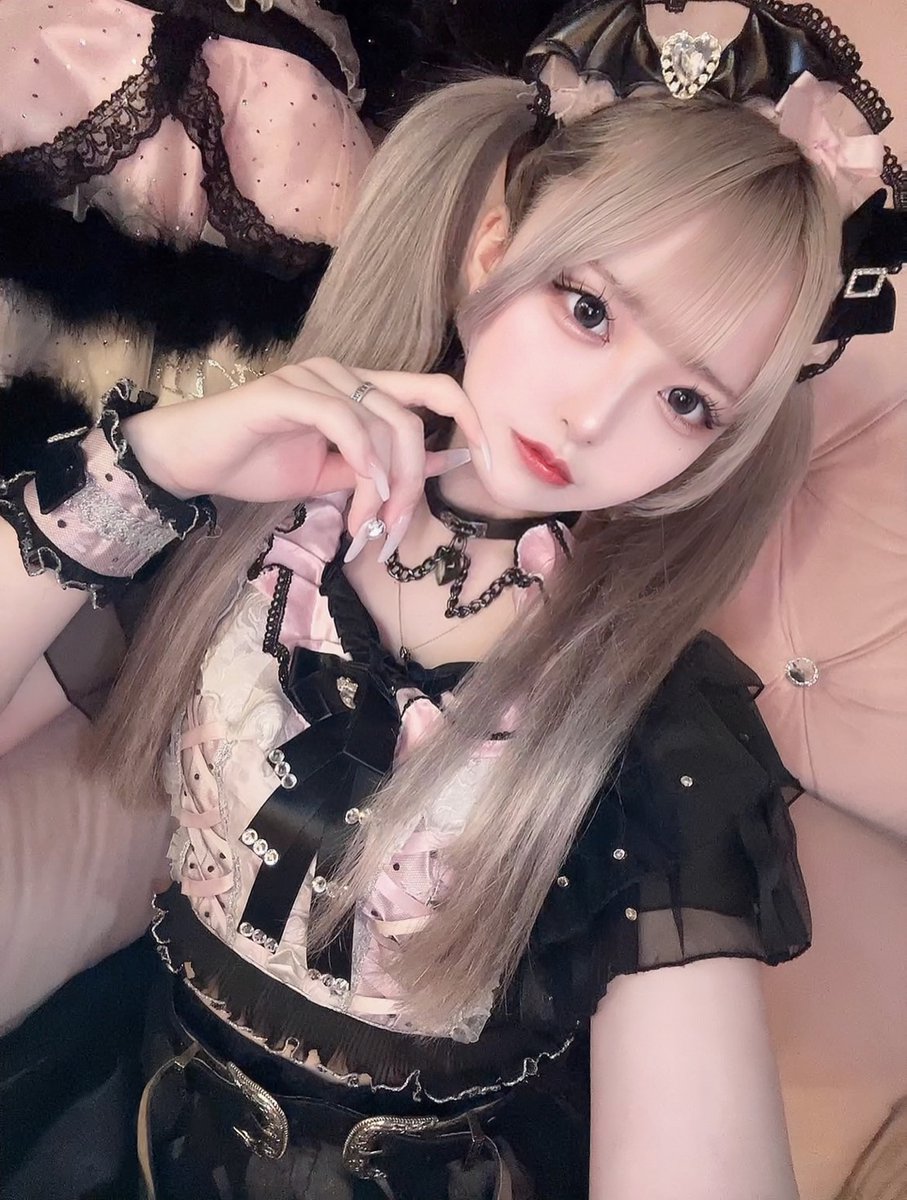 🎀新キャスト紹介🎀 あちゃん。 @_xo_ox_a0 これからまいでびでお世話
