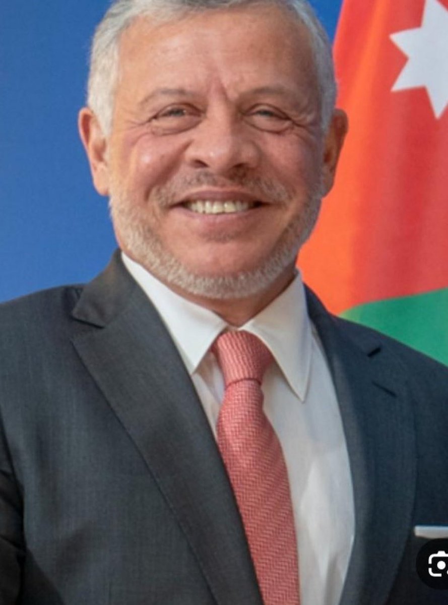 entisar19621's tweet photo. @AliSam66365552 @mazen00711 اردني هاشمي  من بني هاشم يمتد نسبه للرسول صلى الله عليه وسلم فخورين بك سليل الدوحة الهاشمية نحبك https://t.co/JMvevoCSW1