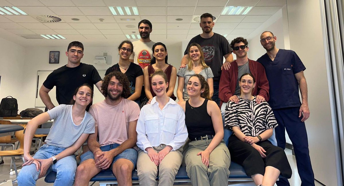 Nacho Elizagaray (@neliza_pt) on Twitter photo Este fin de semana estuvimos con el seminario de exploración física cervical y terapia manual en el experto de Fisioterapia en Trastornos Temporomandibulares y Cefaleas #FITEMYC #SOMOSLASALLE. <a href="/LaSalleMAD/">La Salle Campus MAD</a> <a href="/LaSalleSaludUAM/">La Salle Facultad Salud</a> Este fin de semana estuvimos con el seminario de exploración física cervical y terapia manual en el experto de Fisioterapia en Trastornos Temporomandibulares y Cefaleas #FITEMYC #SOMOSLASALLE. <a href="/LaSalleMAD/">La Salle Campus MAD</a> <a href="/LaSalleSaludUAM/">La Salle Facultad Salud</a>
