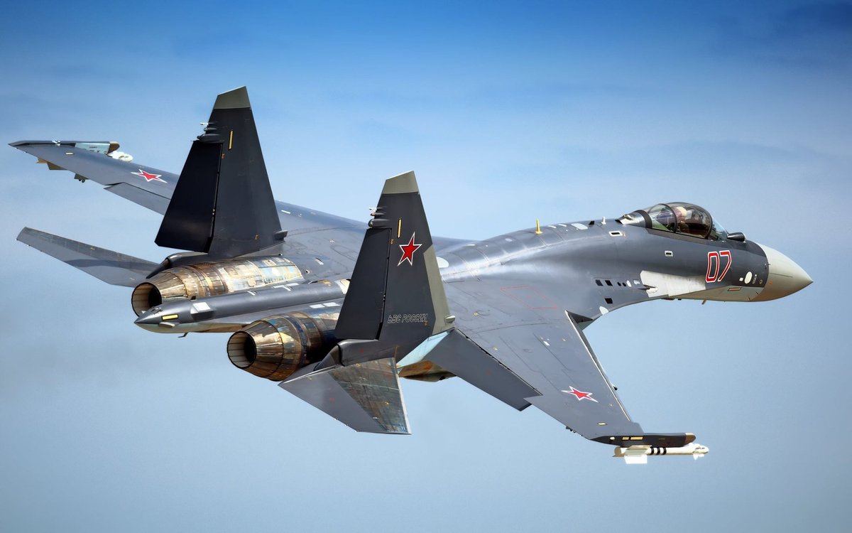 GlobeEyeNews's tweet photo. Russia will provide Iran with advanced fighter jets and air defense technology.

That would strengthen its defenses against an Israeli or American attack. https://t.co/8wGqgJMUsq