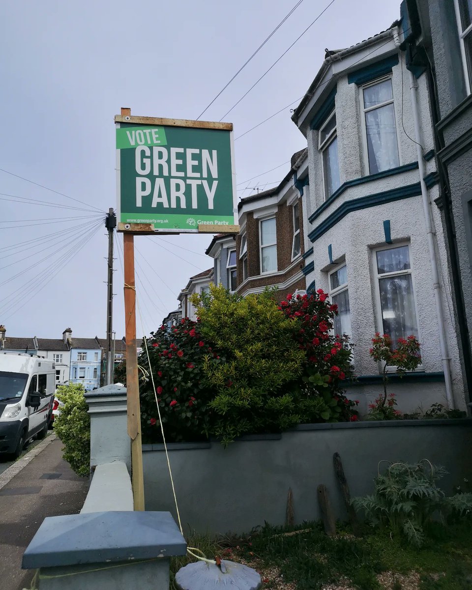 Not long now
#vote #Hastings #LocalElections2024 #Stleonardsonsea
#Getgreenselected 💚🌿

Promoted by Ken Davis on Behalf of Amanda Jobson c/o
130 Bohemia Rd Hastings TN37 6RP.