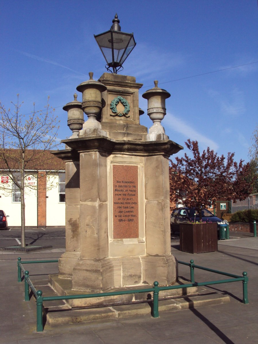 Fazeley #warmemorial is a distinctly designed #memorial. Commemorating both #WorldWars, Fazeley war memorial is now located outside of the Town Hall and has decorative urns and a streelight at the top. Read more here: warmemorialsonline.org.uk/memorial/135484 #heritage #conservation #history