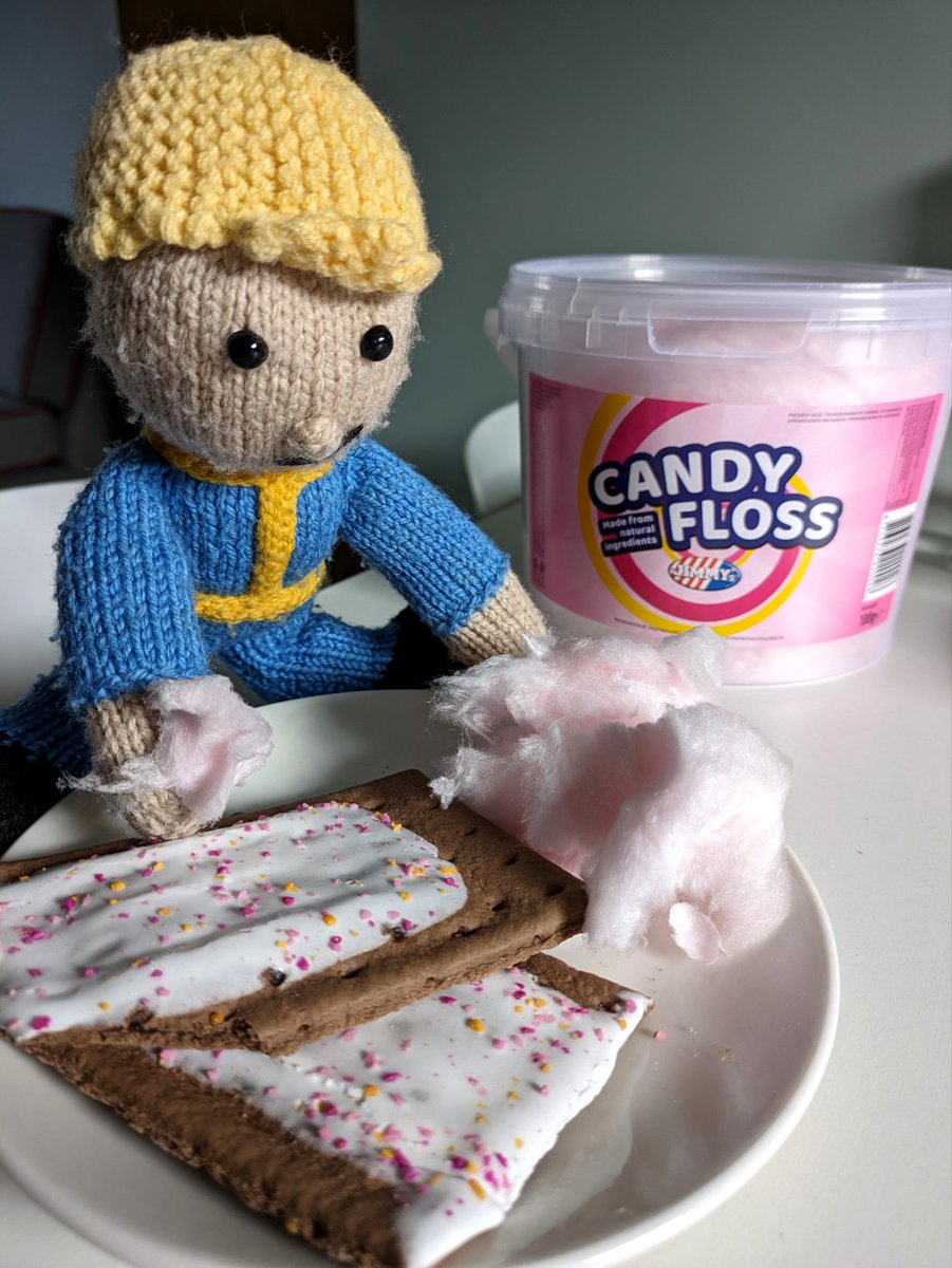 CrazyMCRAngel's tweet photo. ๐ฌ Vault Boy says "Don't forget to start the day right with breakfast!" ๐ฌ
#vaultboy #vaultboyadventures #butlins #butlinsbognor https://t.co/t2o6aYtAOK