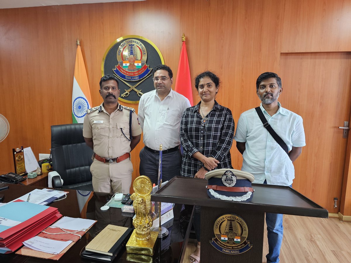 Thanks for the productive meeting on cyclist & pedestrian safety, @R_Sudhakar_Ips Additional COP (Traffic). We'll present our road safety campaign & safe school zone plans next week. Appreciate your time & support!