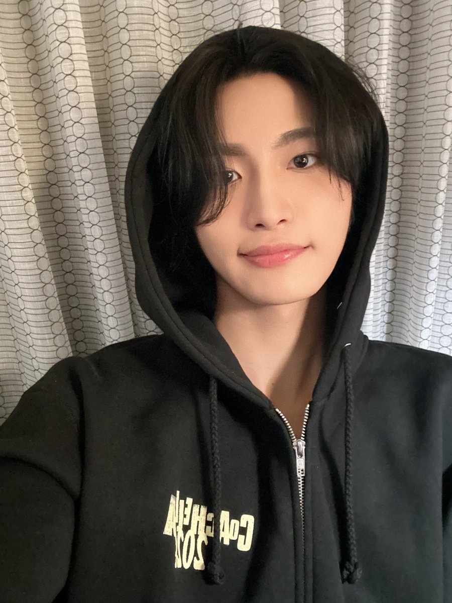 pshsource's tweet photo. 240415 #성화 — ATEEZ TALK ⭐️ https://t.co/8qxgZovNsj