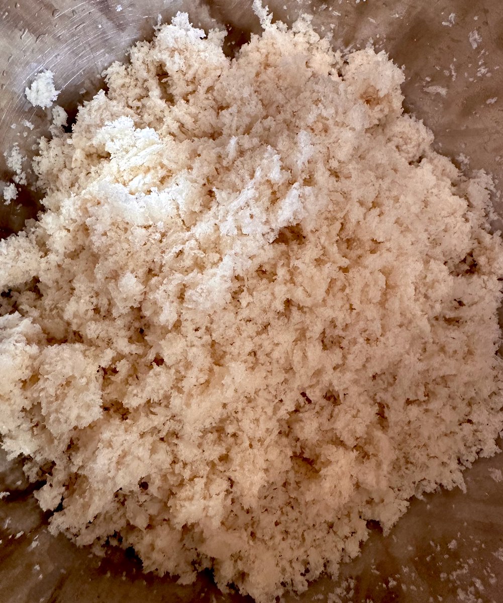 Snowwhittey's tweet photo. Bread Gulab Jamun..🥰😍

#chefsnow 😎 https://t.co/h1jHcUcgqi