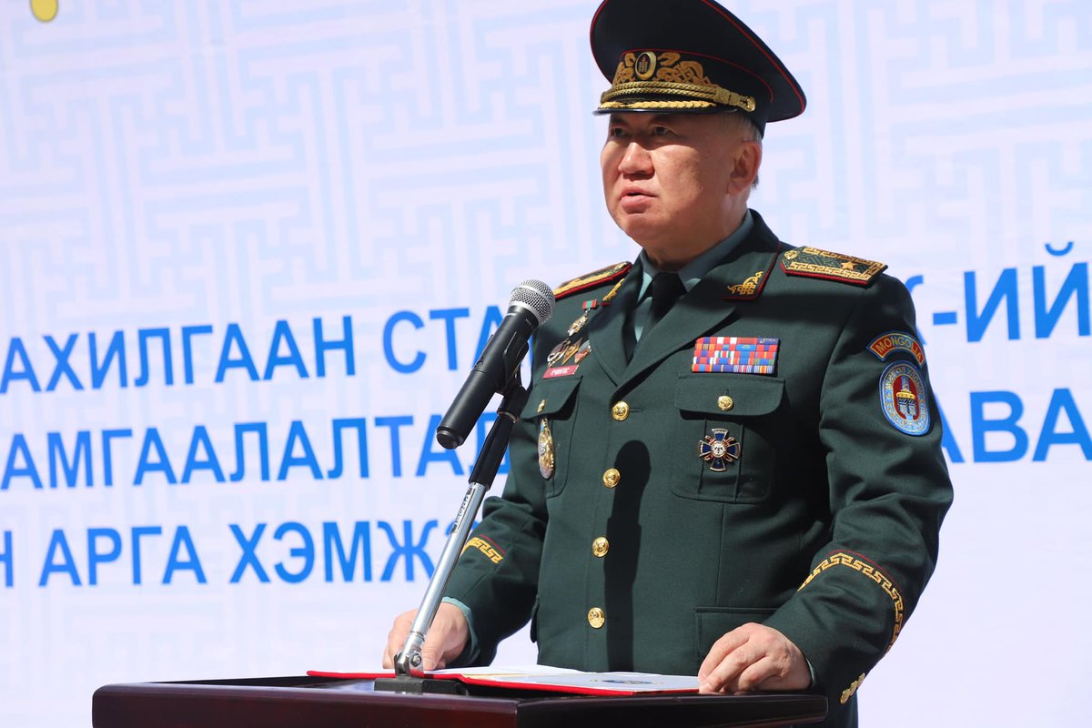 internal_troops's tweet photo. ДОТООДЫН ЦЭРГИЙН 822 ДУГААР ТУСГАЙ САЛБАР "ДАРХАН ДУЛААНЫ ЦАХИЛГААН СТАНЦ" ТӨХК-г ХАМГААЛАЛТАД АВЛАА https://t.co/p5b7DP0Z5S