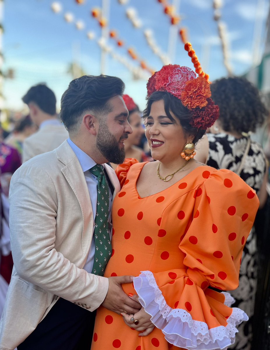 srtajimenezzzzz's tweet photo. Una feria diferente y especial.
Nuestra feria y la de nuestro futuro Manué 🧡🐣

Te quiero @adrjimara 
#FeriadeAbril https://t.co/JBuhs5Srcd