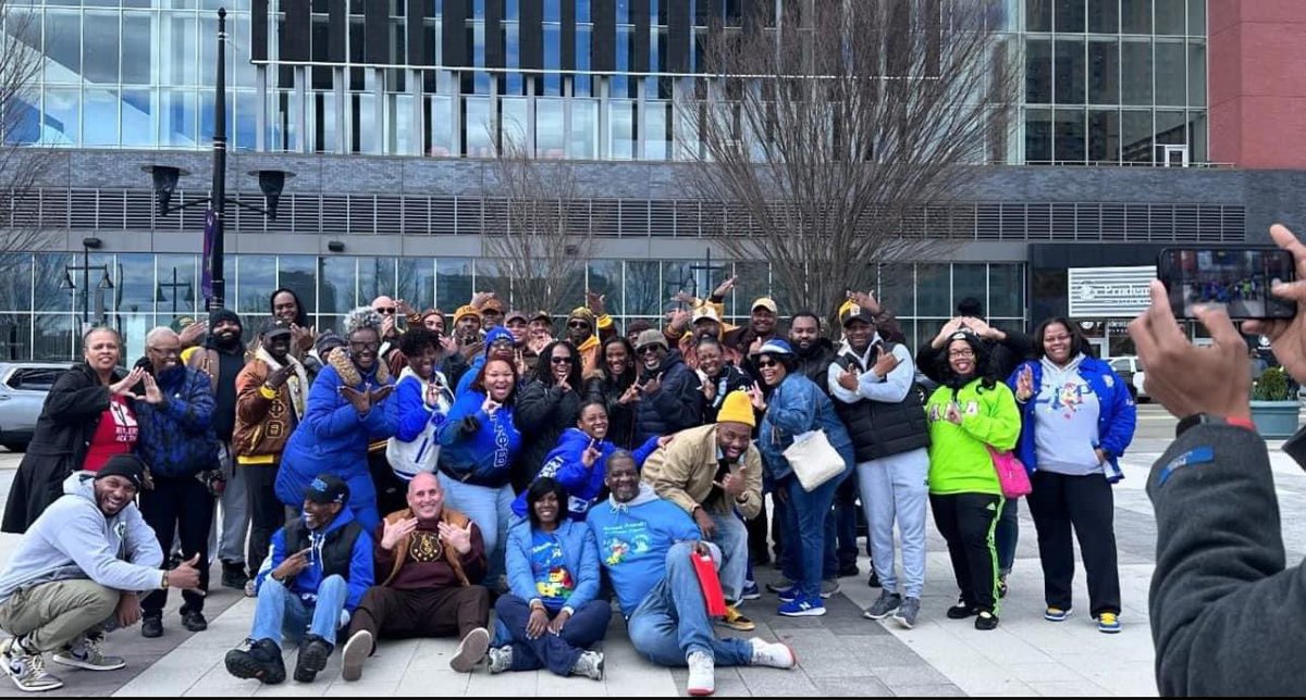 It is Autism Awareness month!A couple of weeks ago many Divine 9 members came together with the community to support the Family Fun Day @NassansPlace . Lots of information, games, food trucks, lots of smiles & lots of joy were going around. #D9SupportsAutismAwareness #Community