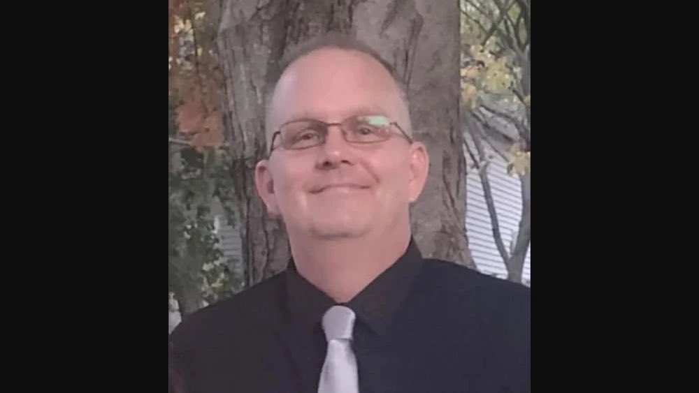 The chief of the Lake Lafayette Police Department died following a medical emergency while on duty, according to Officer Down Memorial Page. 🕊️