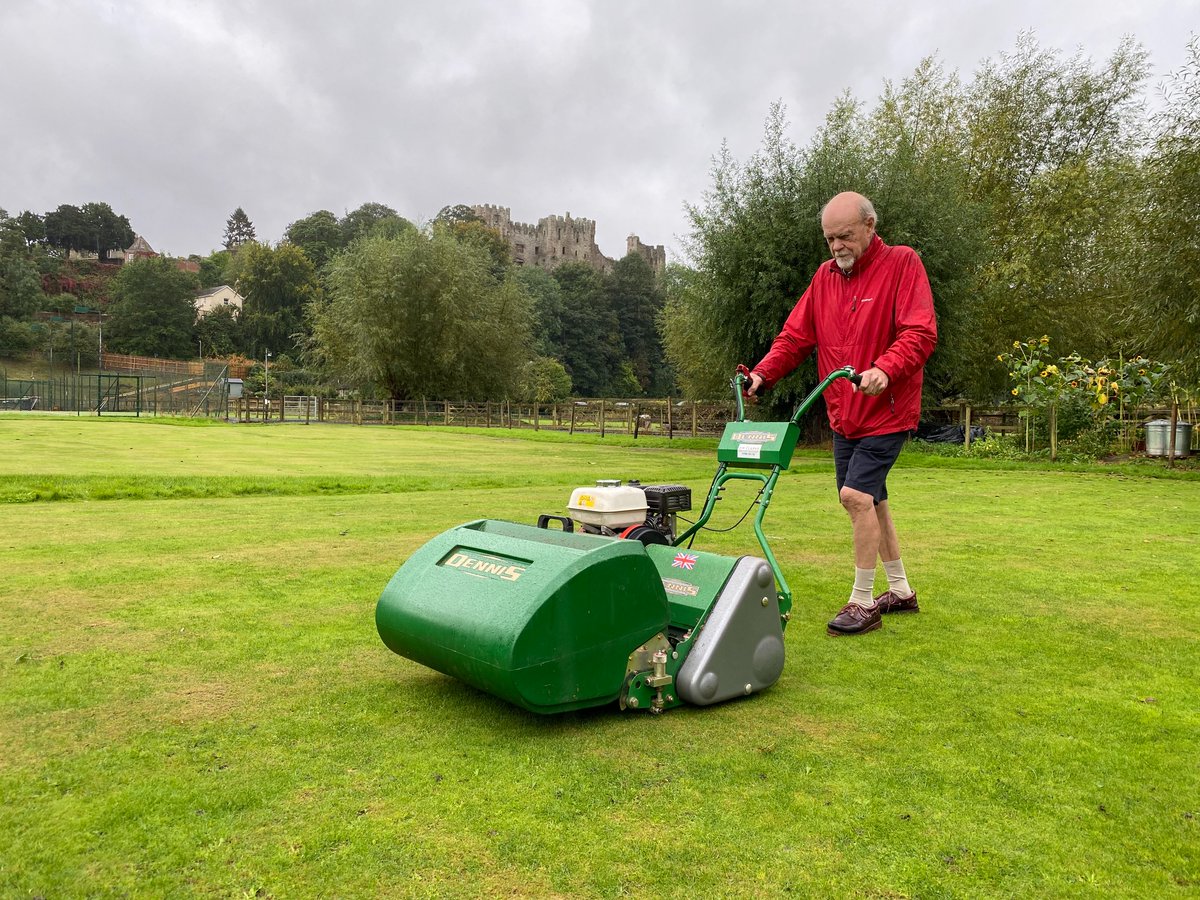 We're thrilled to announce our official partnership with @CroquetEngland! This partnership marks a significant milestone in the ongoing commitment of Dennis and SISIS to provide top-tier solutions for sports turf maintenance. Read more here ➡️ dennisuk.com/news/dennis-an…