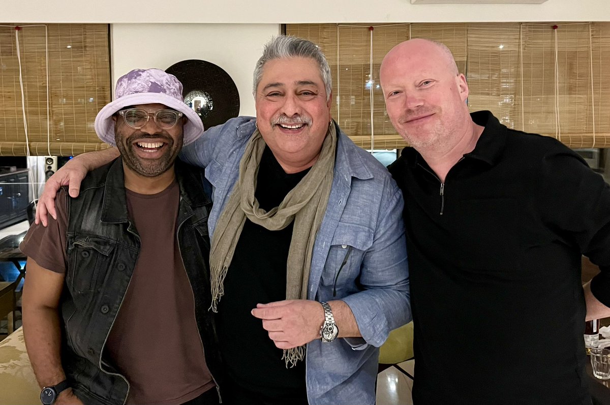 I’m a happy man. These 2 fine gentlemen are finally here and we’re all set to bring down the house with #BombayMakossa. @EtienneMBAPPE #SeanFreeman Join us April 19-21 - going to be something special. @indianviolin @nmacc_india #windmillsbengaluru