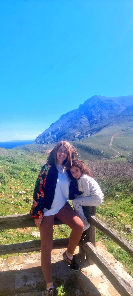 salihasavsar's tweet photo. Sen, #mutluluğun #resmini yapabilir misin #Abidin?
#NazımHikmet
(Mutluluğu başka yerlerde değilde #önce #kendinde sonra yanındakilerde aradığında ortaya çok çok güzel yol hikayeleri çıkıyor. Doğa,Börtüböcek,köyler benim evim) https://t.co/oYXKkvavWU