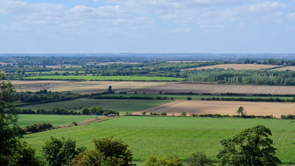 Festival season is starting early this year! 🎉 Visit Lincolnshire this May and you can enjoy: ⚔️ Lincoln Festival of History 🌳 Lincolnshire Wolds Outdoor Festival ⛪️West Lindsey Churches Festival 👉 visitlincoln.com/whats-on/ 👉 @Woldsoutdoor @ChurchesFest @EventsinLincoln