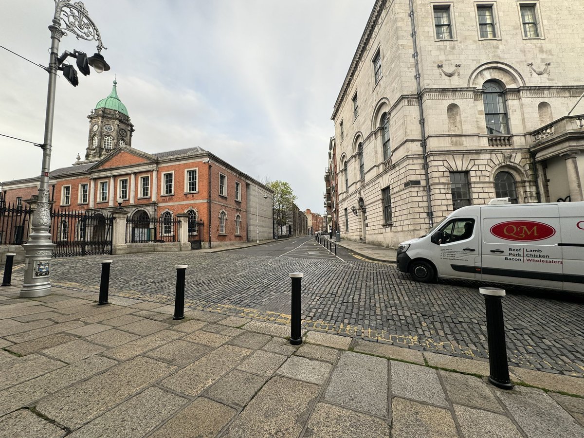 whykay's tweet image. Calm before the storm! 😆 Beautiful day at a beautiful City Hall for @TechFoundHer Boot Camp. #TechFoundHer #Founders #DiversityInTech