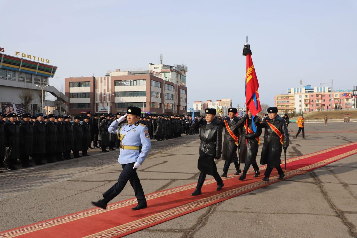 internal_troops's tweet photo. ДОТООДЫН ЦЭРГИЙН 816 ДУГААР АНГИЙН БАЙЛДААНЫ ТУГИЙГ ГАРДУУЛЖ ӨГӨХ ЁСЛОЛЫН АЖИЛЛАГАА БОЛЛОО https://t.co/2vctdEGfTq