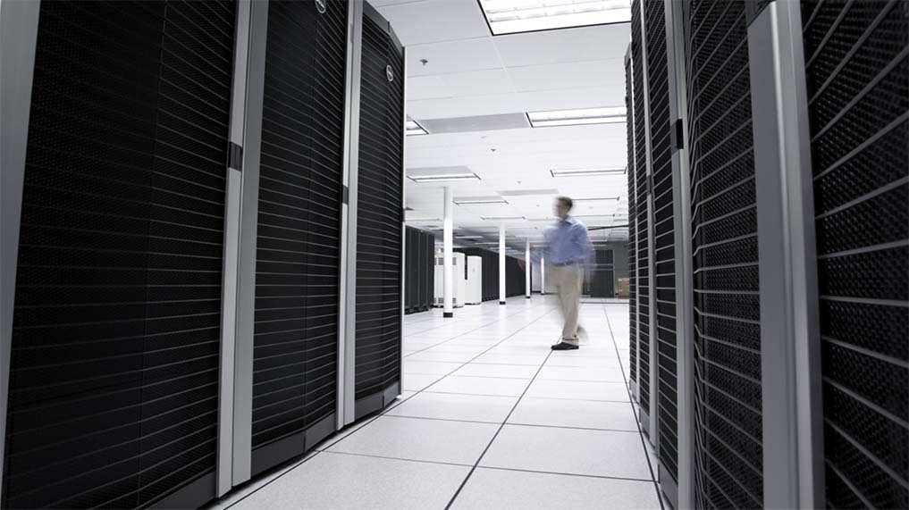 dterminalIN's tweet photo. Dell PowerEdge XE9680 Leverages Intel Gaudi3 for Advanced AI Acceleration

The #collaboration between Dell and Intel, crystallized in the Dell PowerEdge XE9680 with the Intel Gaudi3..

Read More👉https://t.co/LoyCJgK6z5

#DellTechnologies #DellPowerEdgeXE9680 #DellServer https://t.co/9iKD7QQkuf