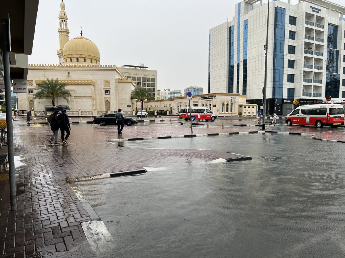 SweeprFi's tweet photo. Dubai gets 3.7 inches of rain in an average year, and got about that much last night. Feels like home. https://t.co/nNzdoYxpUo