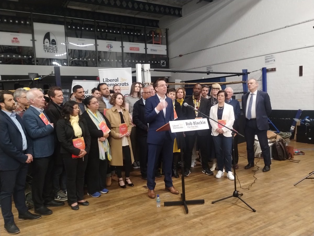 Lib Dem mayoral candidate Rob Blackie is joined by party leader Sir Ed Davey as he launches his manifesto for City Hall standard.co.uk/news/london/ro…