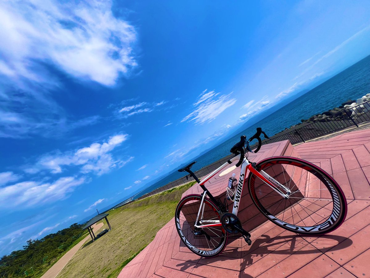 田子ノ浦の『鈴川海浜スポーツ公園』の
Instagram映えポイントを発見しました✨✨✨✨
ここは良い場所ですねぇ✨✨
#インスタ映え
#富士市
#田子ノ浦
#鈴川海浜スポーツ公園