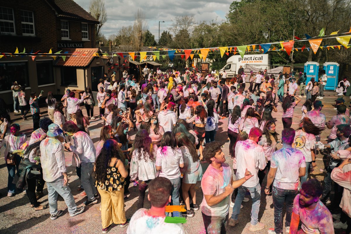 Our Holi event celebrated the festival of colours and love and marked the beginning of the spring season 🌈 The @INSAUK Holi celebration was attended by more than 300 students, making it one of the largest festivals hosted by the University to date 👏 🔗 bit.ly/3U9ypi1