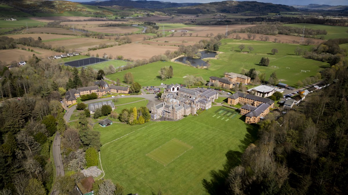 StrathallanSchl's tweet photo. Welcome back, Strathallan! 🤩🏡👏
#GameChangingEducation #BeyondBoarding https://t.co/ylFPYpdj0m