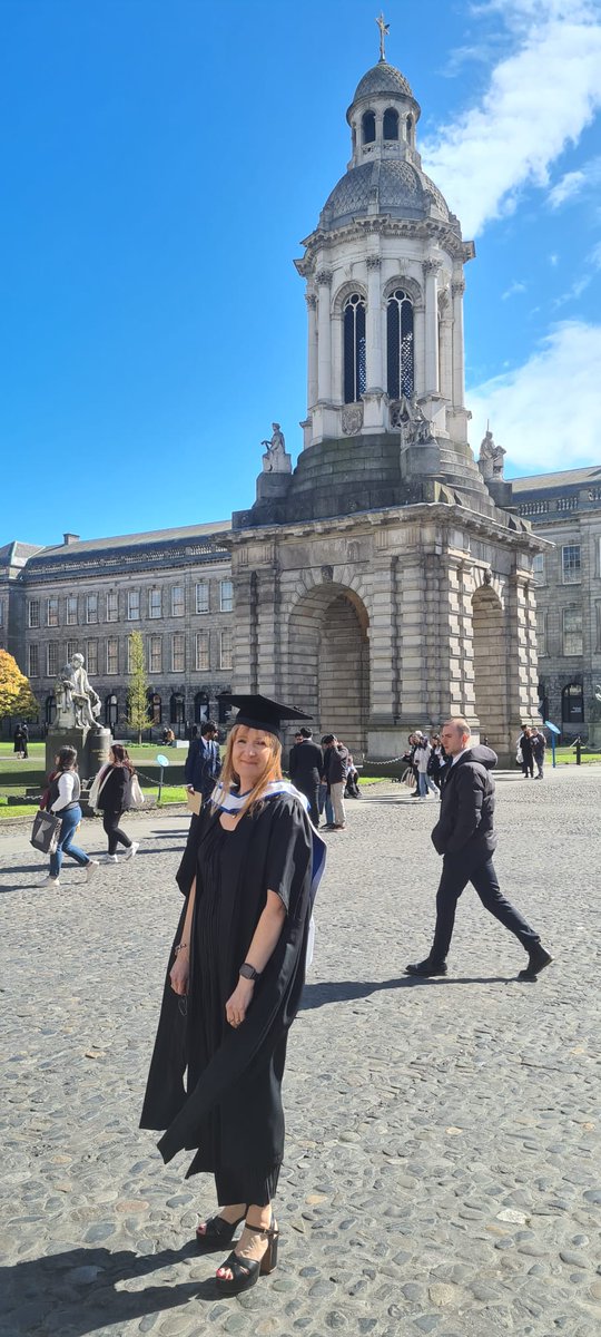 A beautiful sunny day to graduate with a Masters in Education. A sincere thank you to @drgavinmurphy @TCDPsychiatry @TrinityMed1 @SchoolofEdTCD @StPatricks for their support along the way.