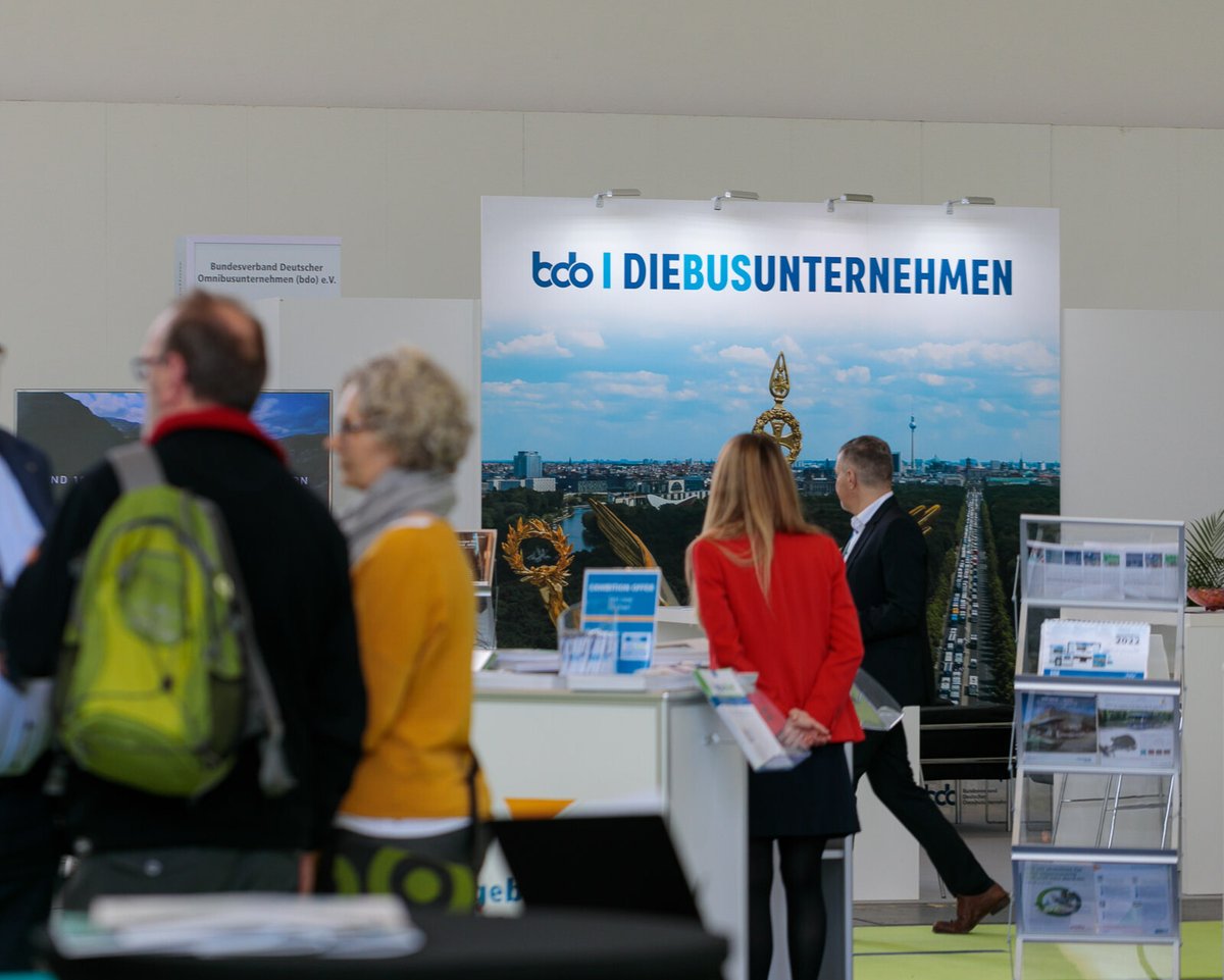 DIEBUSUNTERNEHMEN (@omnibus_bdo) on Twitter photo BUS2BUS – bdo Partnerstand
Lernen Sie auf unserem Stand 620, hub27 neben unseren 17 Landesverbänden 4 unserer Kooperationspartner kennen: 1. <a href="/H2_MOBILITY_DE/">H2 MOBILITY</a> (H2-Tankstellen), 2. #IGP (Zulieferer Waren + Dienstleistungen), 3. #EBonus (THG-Quote), 4. #24MORE (Mitarbeitergewinnung) BUS2BUS – bdo Partnerstand
Lernen Sie auf unserem Stand 620, hub27 neben unseren 17 Landesverbänden 4 unserer Kooperationspartner kennen: 1. <a href="/H2_MOBILITY_DE/">H2 MOBILITY</a> (H2-Tankstellen), 2. #IGP (Zulieferer Waren + Dienstleistungen), 3. #EBonus (THG-Quote), 4. #24MORE (Mitarbeitergewinnung)