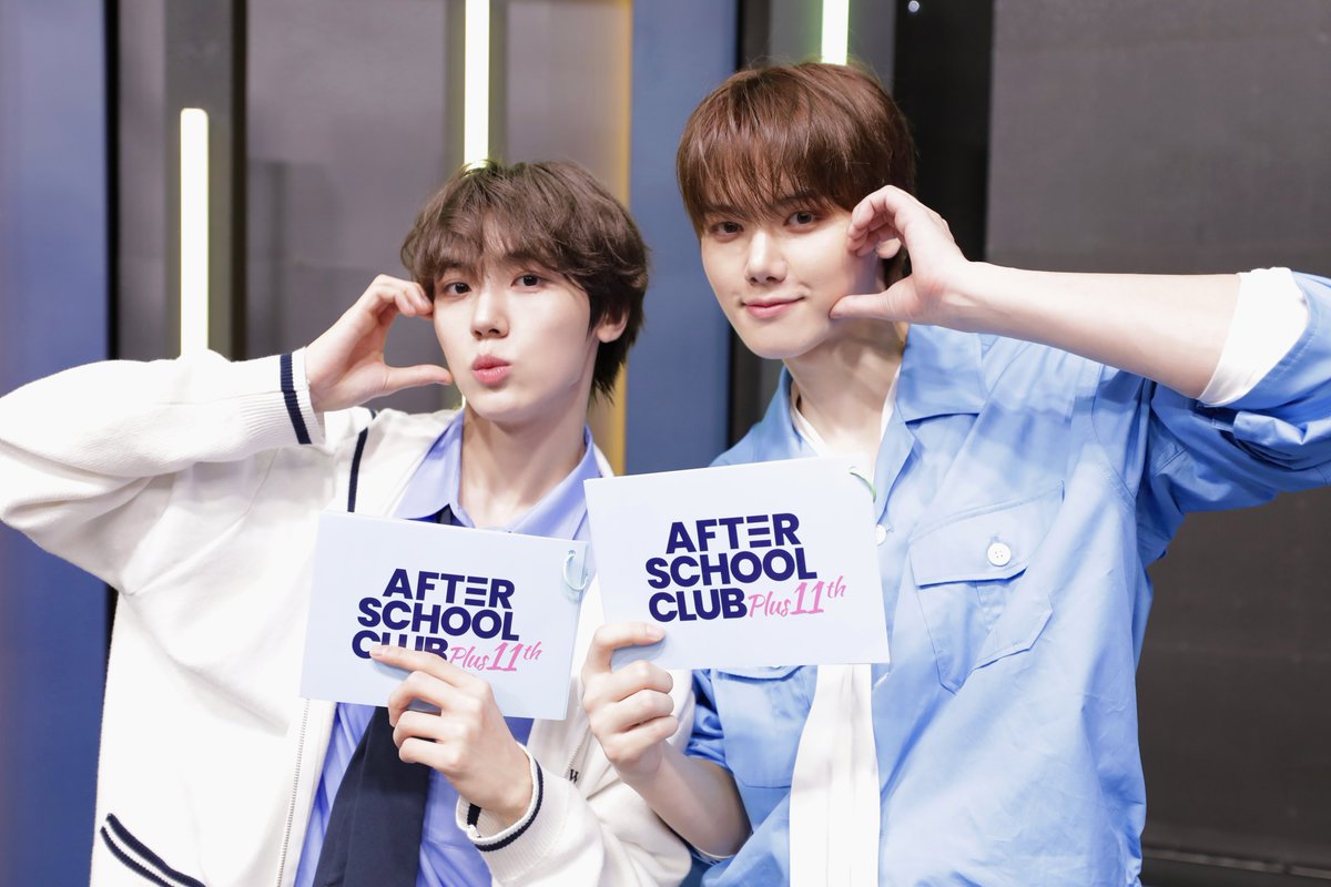 arirang_ASC's tweet photo. [CRAVITY]
⠀
오프닝 깜짝 MC로 활약해 준 미니즈✨
완전 기특하게 잘해낸 미니즈에게
지지와 성원, 칭찬과 사랑만 보내주세요🫶🏻
⠀
@CRAVITYstarship https://t.co/89fAXpR7Dq