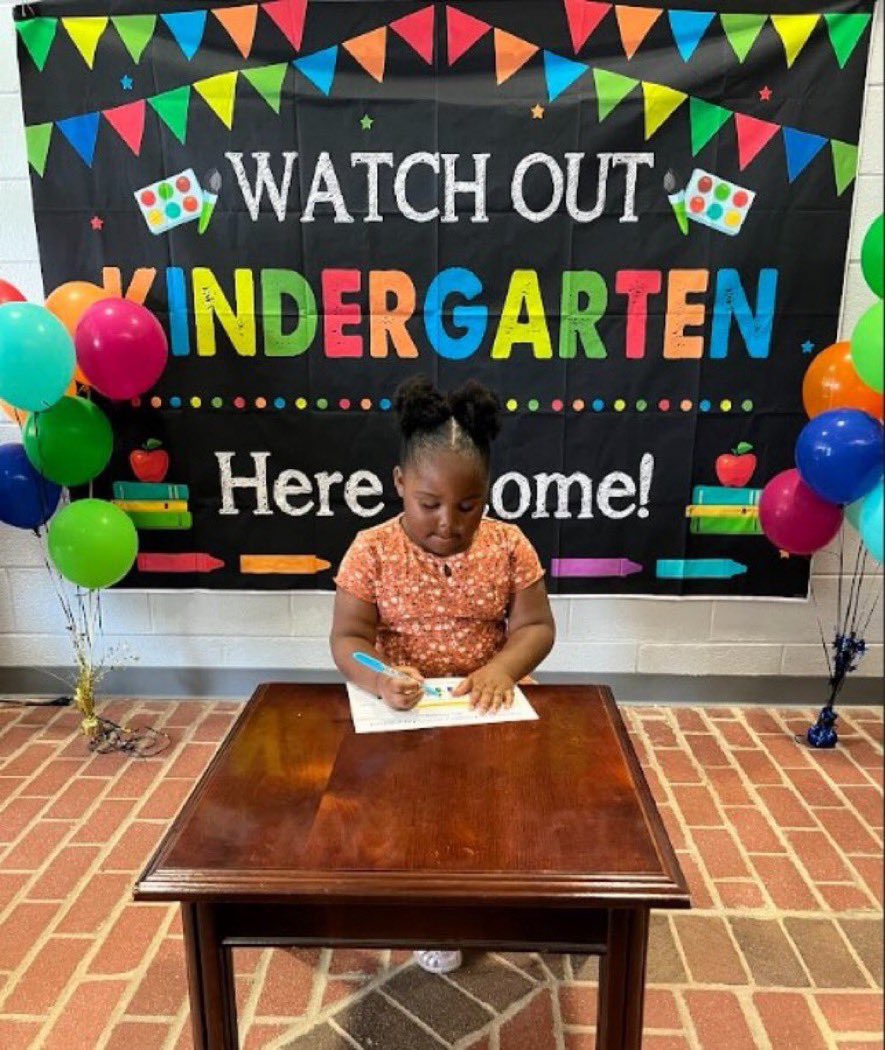 Next up: Kindergarten Signing Day (AKA registration) AND our annual Art Expo with Student-led Conferencing. 💛💙💛
Happening this Thursday! 
Don’t you want to be a Duke! #ccesdukes #WeAreCUCPS @NAESP @Successfulinc @VDOE_News