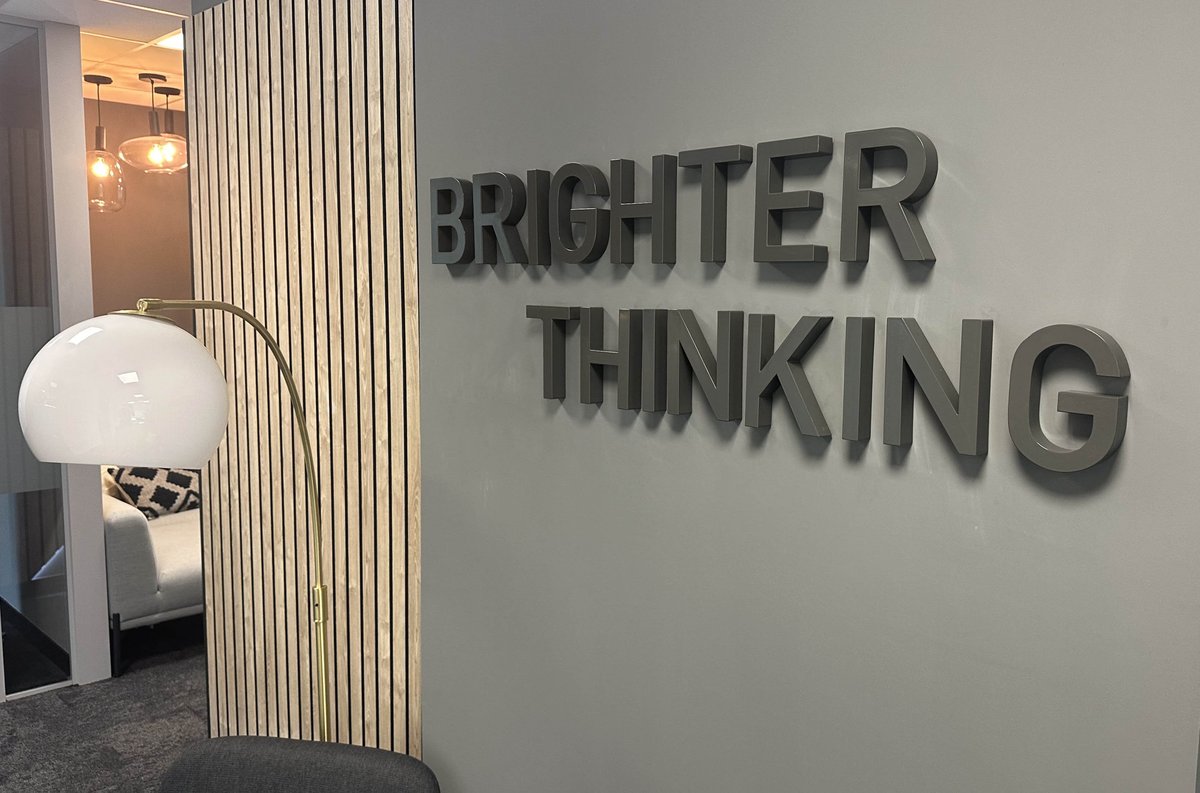 MorgansConsult's tweet image. Brand implementation for leading business advice and accountancy firm @MenziesLLP, part of a wider workspace design project by @Paramount_db.

Beautiful 🤩