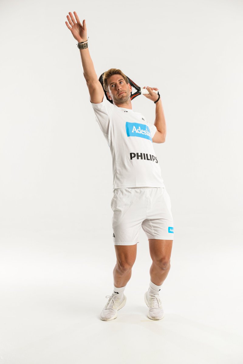 Las manos arriba si tienes ganas de Sevilla🙌

#AdeslasPadelTeam | <a href="/SevillaPremier/">Sevilla Premier Padel</a> 

<a href="/gemmatriay/">Gemma Triay</a> | <a href="/sanyoGutierrez/">Daniel Gutierrez</a> | <a href="/martita_ortega/">Martita Ortega</a> | <a href="/11alexruiz/">Alex Ruiz</a>