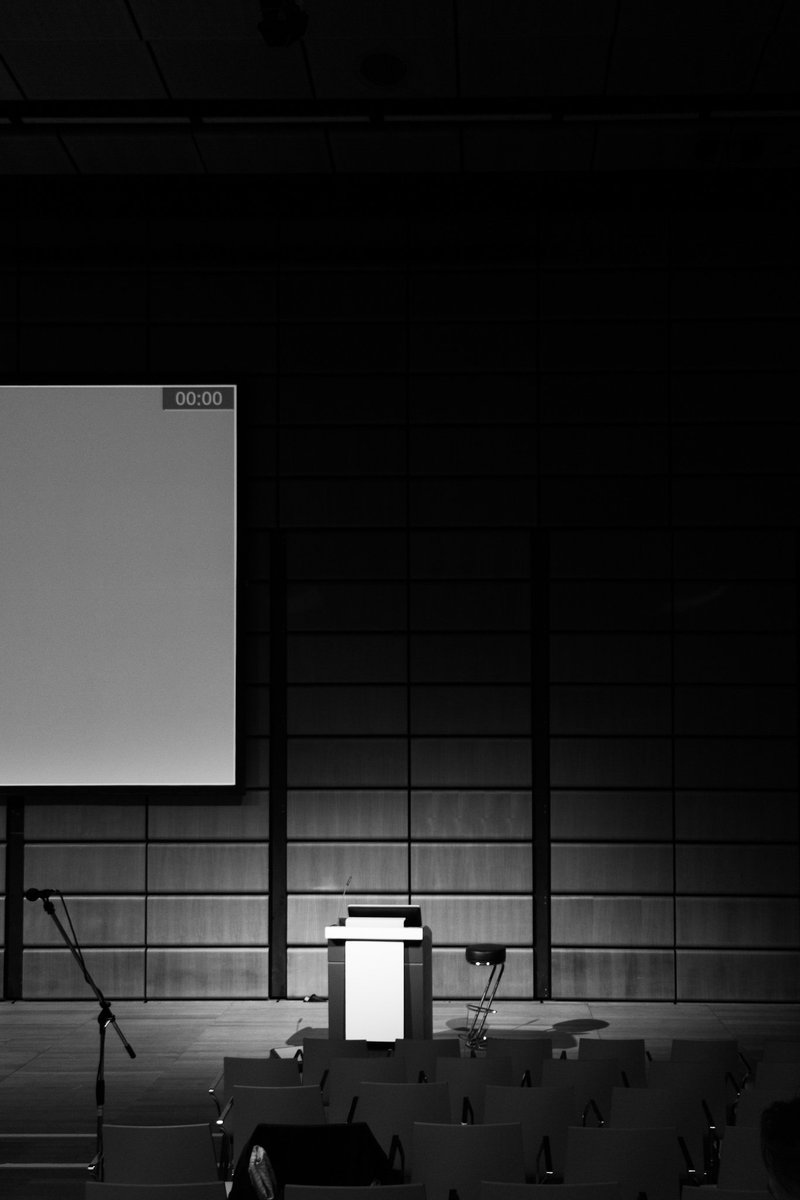 Spotlight.
#EGU24
The aesthestics of #AcademicTwitter