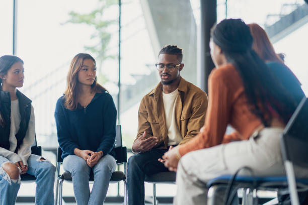 While evidence supporting positive impacts of adolescent involvement in research is substantial there is a lack of rigorous evaluation, inconsistent reporting, &amp; unclear evaluation methods - new review  doi.org/10.1016/j.jado…