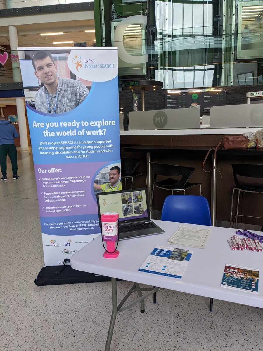 We have a stall today at Pinderfields Hospital promoting DFN Project Search in Wakefield.

Come along to say hello and find out how your department/business can support a young person with a disability. 

@MidYorkshireNHS