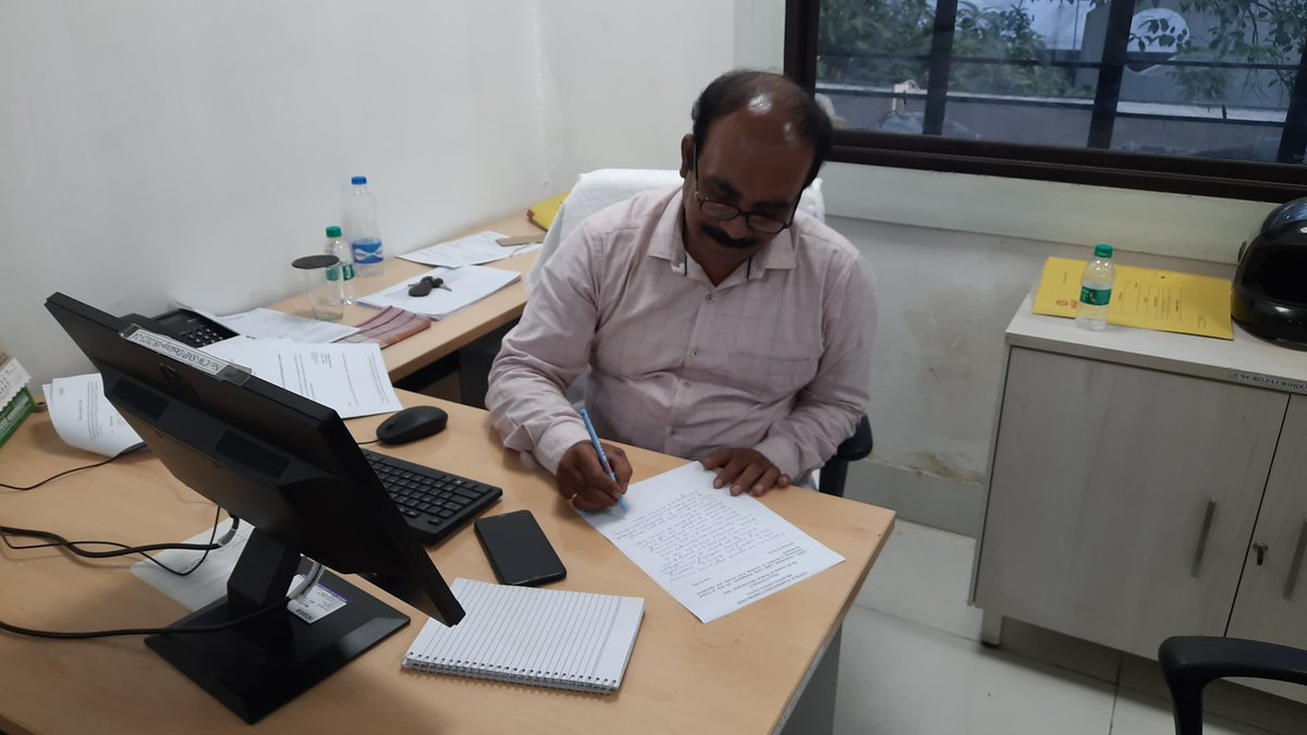 cwcropatna1's tweet photo. दिनांक 10 अप्रैल, 2024 से 16 अप्रैल, 2024 तक आयोजित #PublicSectorWeek के दौरान  दिनांक 15-04-2024 को " निबंध-लेखन" प्रतियोगिता का आयोजन किया गया l
#SCOPE
#Public sector day https://t.co/ZQaSbV8eih