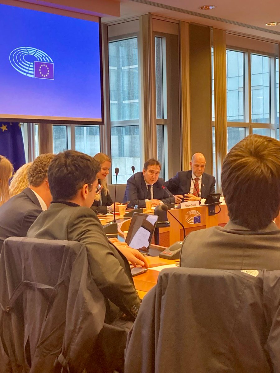 What is the role of the European Parliament in the external actions of the EU ?

We had a very fruitful discussion on this topic with Pietro Ducci, moderated by Pekka Hakala, yesterday afternoon at the @Europarl_EN. 

#EUDiplomacy