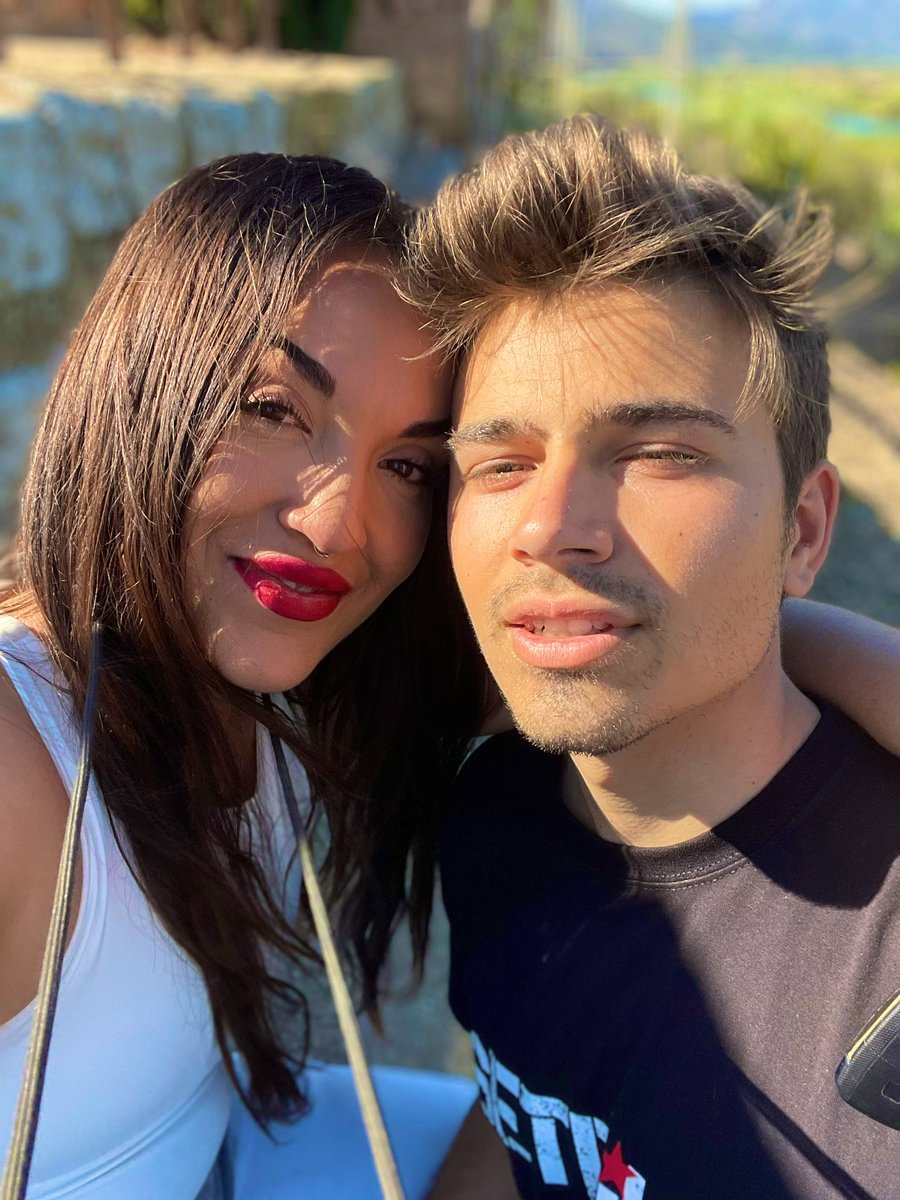 Vengo a presumir a mi mario que es mu bueno y mu guapo pero tambien mu creio y lo tengo que poner por donde no lo vaya a ver 🫠🤤❤️